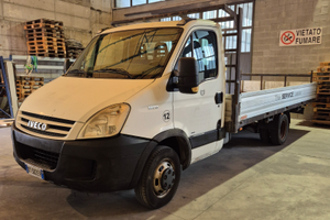 IVECO DAILY 2.3 Cassonato