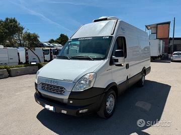 Daily 35s15 frigo con atp 11-2027 p/giorno notte 2