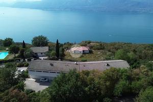 MONOLOCALE A TORRI DEL BENACO