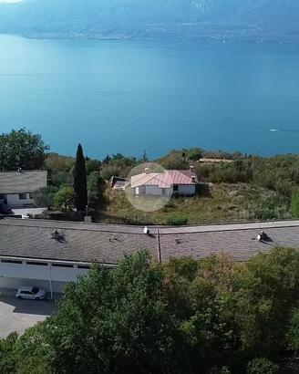 MONOLOCALE A TORRI DEL BENACO