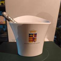 porta ghiaccio in materiale plastico 