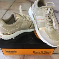Scarpe da donna MAI usate. Taglia 40