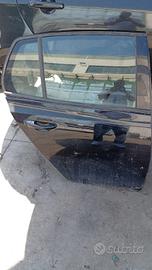 Wolswagen Golf 5 porta posteriore dx