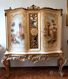 Credenza barocca veneziana dipinta a mano