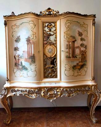 Credenza barocca veneziana dipinta a mano