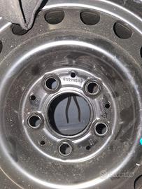 Cerchi e copricerchi Mercedes 200 E