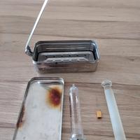 siringa in vetro con bollitore