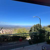 Appartamento con vista mare
