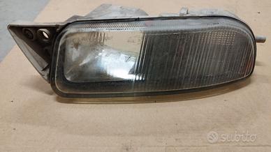 Faro fendinebbia sx Alfa GTV 916 da ripristinare