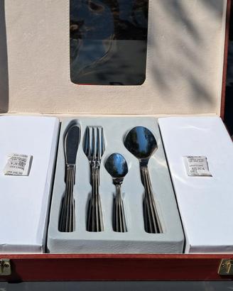 set posate NUOVO