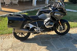 R 1250 RT Triple black