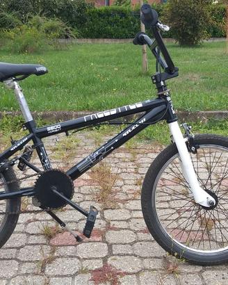 Stucchi Acrobat 5600