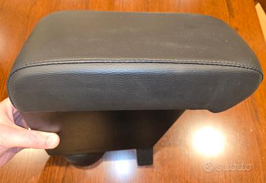 Bracciolo per Ford EcoSport (dal 2018>)