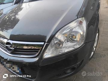 RICAMBI OPEL ZAFIRA SW ANNO 2008 CC 1900 D