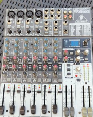 Behringer Xenyx 1204