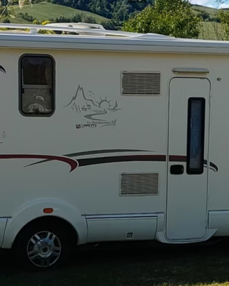 MOTORHOME RAPIDO 9096 DF MODELLO 2009