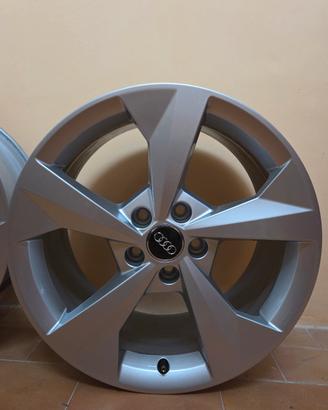 4 Cerchi in lega originali AUDI da 18"