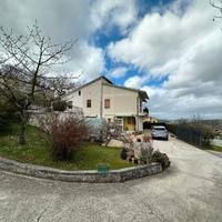 Villa indipendente/semi indipendente a Baranello