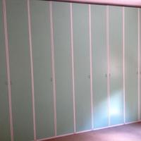 Armadio verde chiaro 9 ante