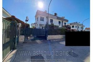 Villa o villino Giugliano in Campania [A4357089]