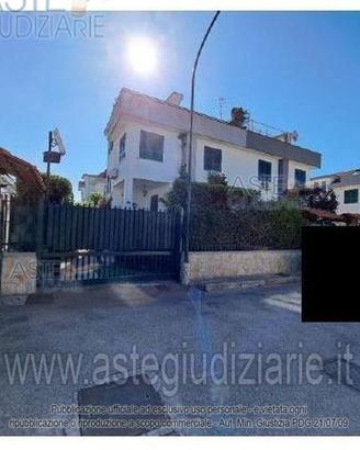 Villa o villino Giugliano in Campania [A4357089]