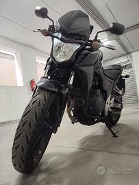 Honda CB500F (2014) – 11000km da vetrina