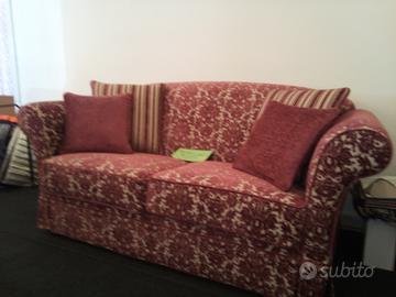 Divano nuovo 3 posti scontato 60 %