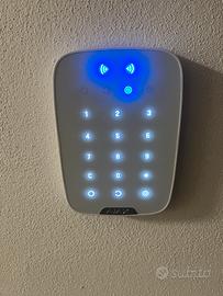 Tastiera Ajax KeyPad Plus bianca + 2 Tag nuovi