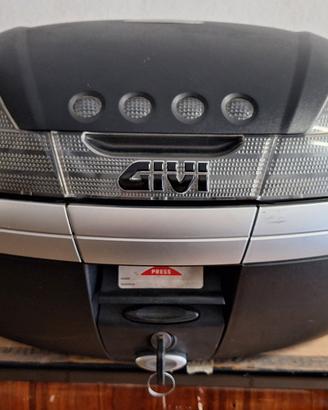 Givi V46