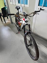 mtb e-bike fantic xef 1.9 factory 