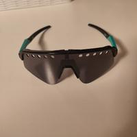 Oakley sutro lite sweep 