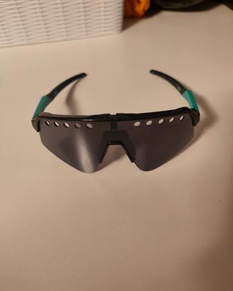 Oakley sutro lite sweep 