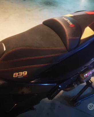 Rivestimento sella cover seat GILERA GP800