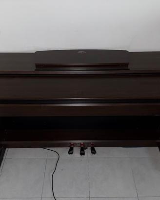 Pianoforte Digitale Yamaha Arius mobile 3 pedali