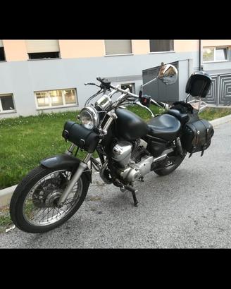 YAMAHA VIRAGO XV 250 CC.