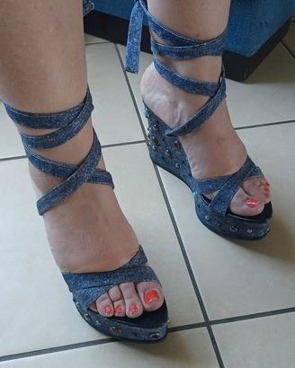 Sandali n. 36 con decorazioni