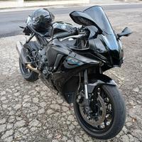 Yamaha r1 2023 unico proprietario gytr