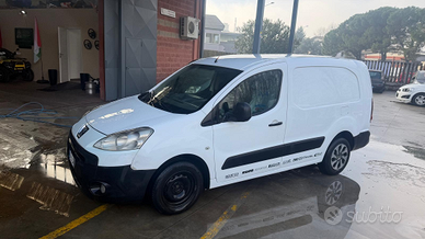 Peugeot partner maxi 3posti