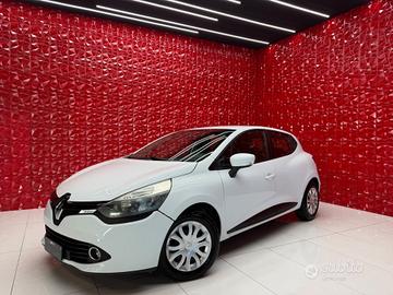 Renault Clio 1.5 dCi 75CV Costume National UNICO P