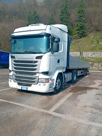 Scania R450 con semirimorchio Tecnokar