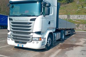 Scania R450 con semirimorchio Tecnokar