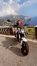 Benelli bn 125