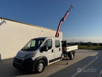 Fiat ducato maxi 7 posti con gru fassi