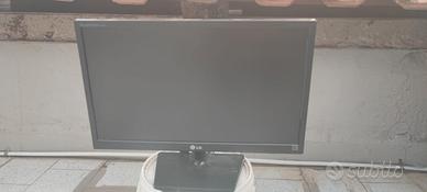 Monitor LG 22''