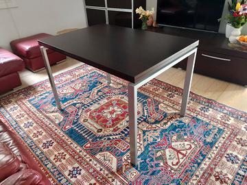Tavolo Calligaris estendibile fino a 8 posti