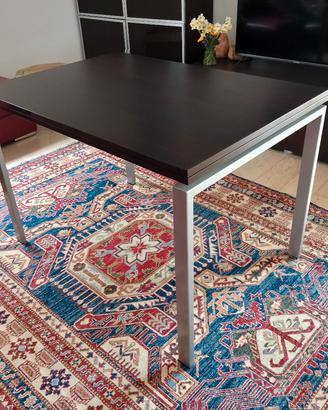 Tavolo Calligaris estendibile fino a 8 posti
