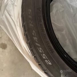 Treno Invernali Pirelli Sottozero 3 255/45 R19 70%