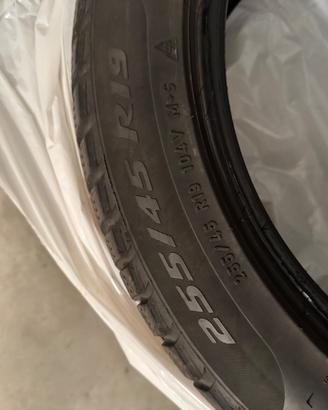 Treno Invernali Pirelli Sottozero 3 255/45 R19 70%