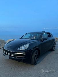 Porsche Cayenne Platinum Edition 2014 3.0Diesel