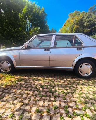 Alfa Romeo 75 INDY